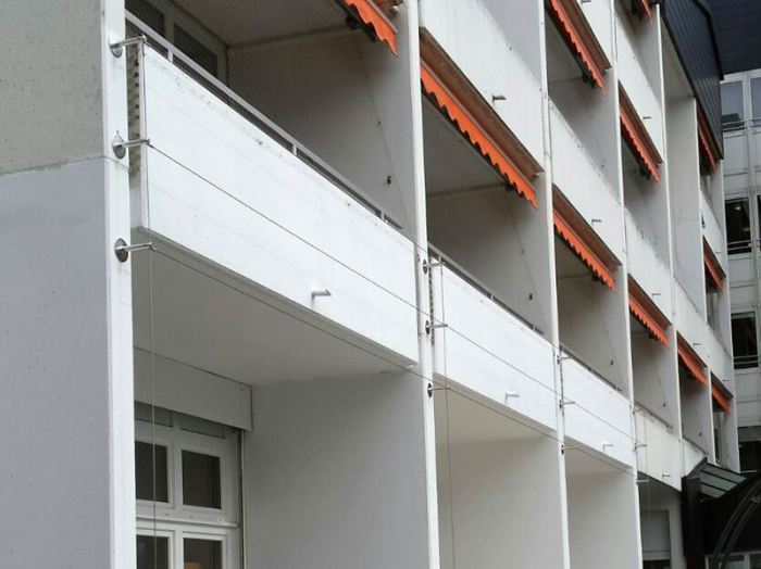 Fassade-Wand-Wohnhaus-Begrünung-Balkon-Dachterrasse-Bild 1-3-46