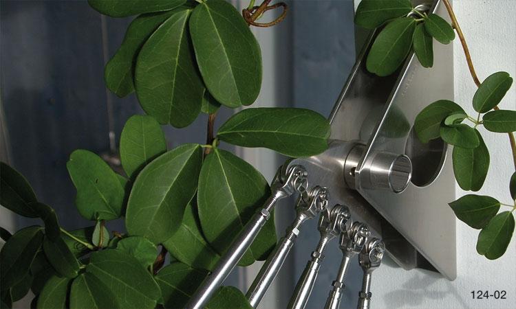 Einfach gewünschte Anwendung auswählen und als Set bestellen: Halter Serie 124 + Fächerset Q für 7 Seile + Befestigungsmittel = Set